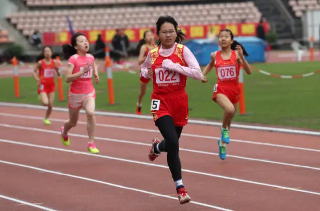 哪里有提供智能球衣租赁服务用于篮球训练_1